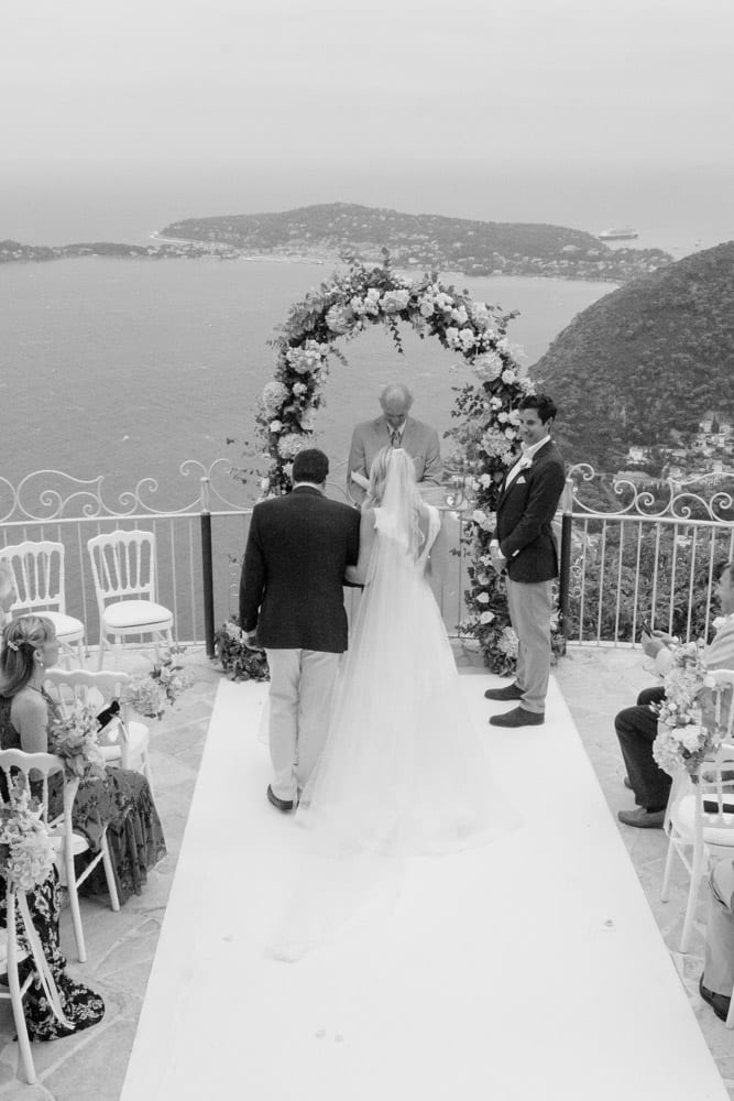 french-riviera-wedding-bride-walking-down-the-aisle